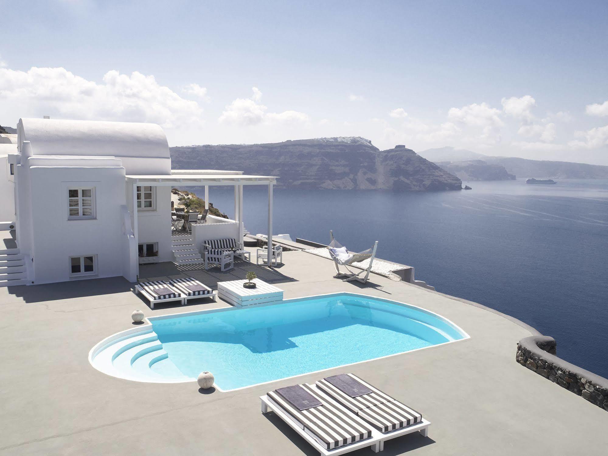 Mythique Villas & Suites Oía Exterior photo