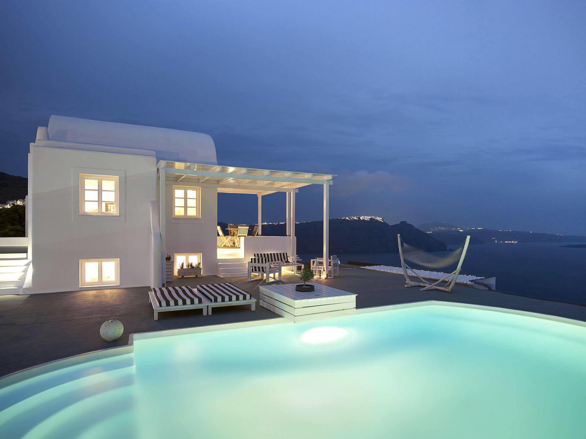 Mythique Villas & Suites Oía Exterior photo