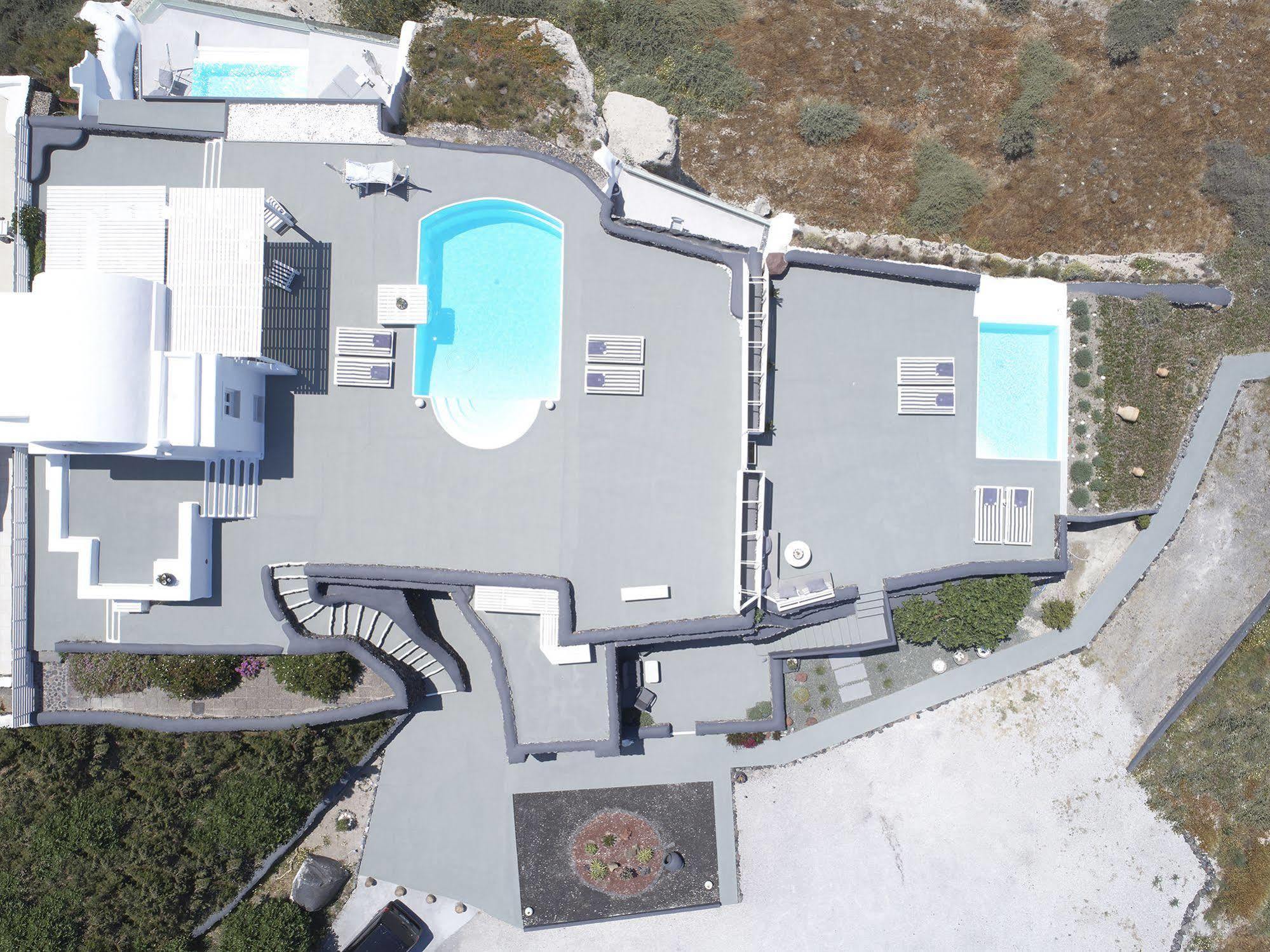 Mythique Villas & Suites Oía Exterior photo